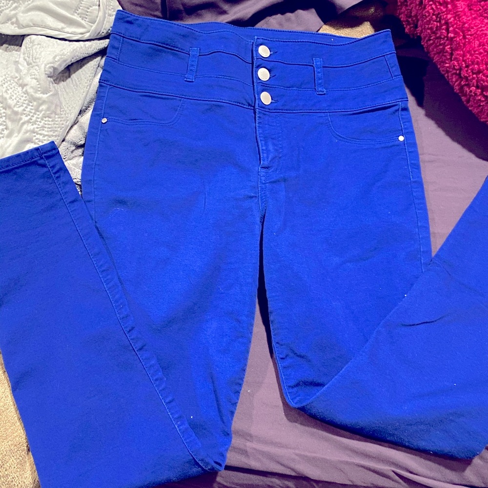 High waisted pants